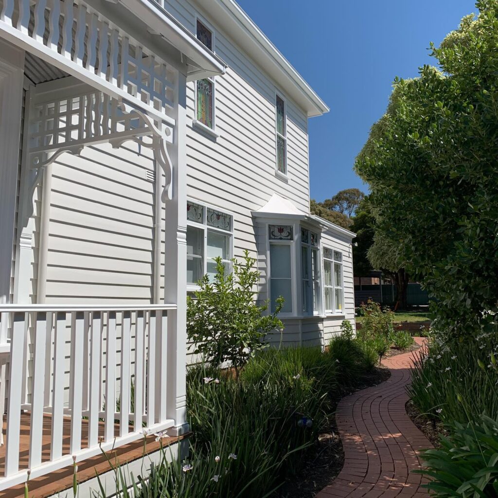 Weatherboard exterior house painting job in Newtown, Geelong